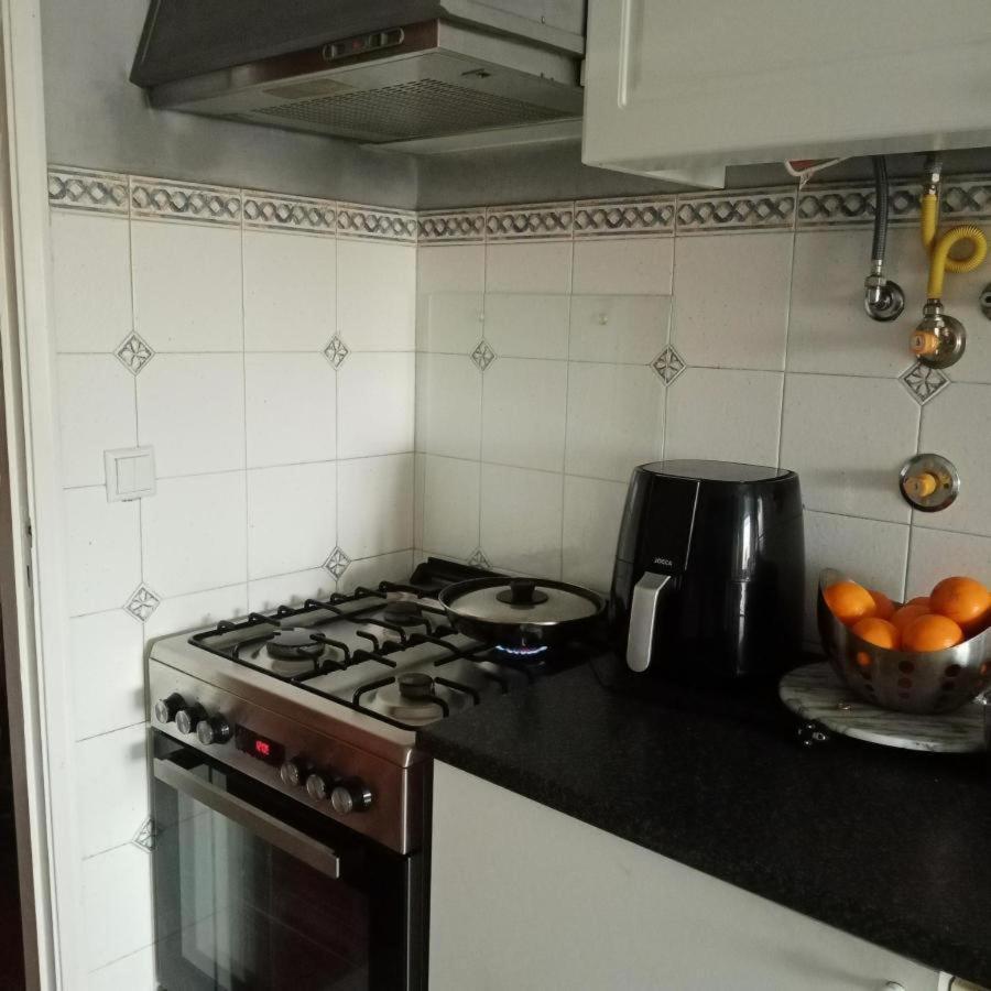 Ferienwohnung Apartamento T2- Apartamento Do Gu Ponta Delgada Exterior foto